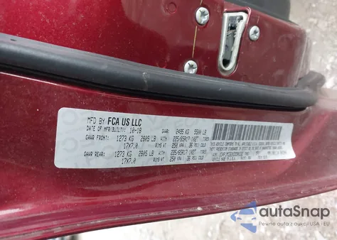 2019 Jeep Cherokee Latitude 4X4 из США, поврежденный, VIN 1C4PJMCB2KD330332